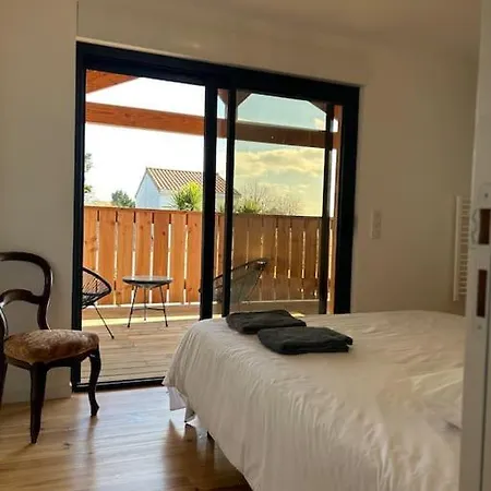 Semesterbostad Belle Avec Piscine